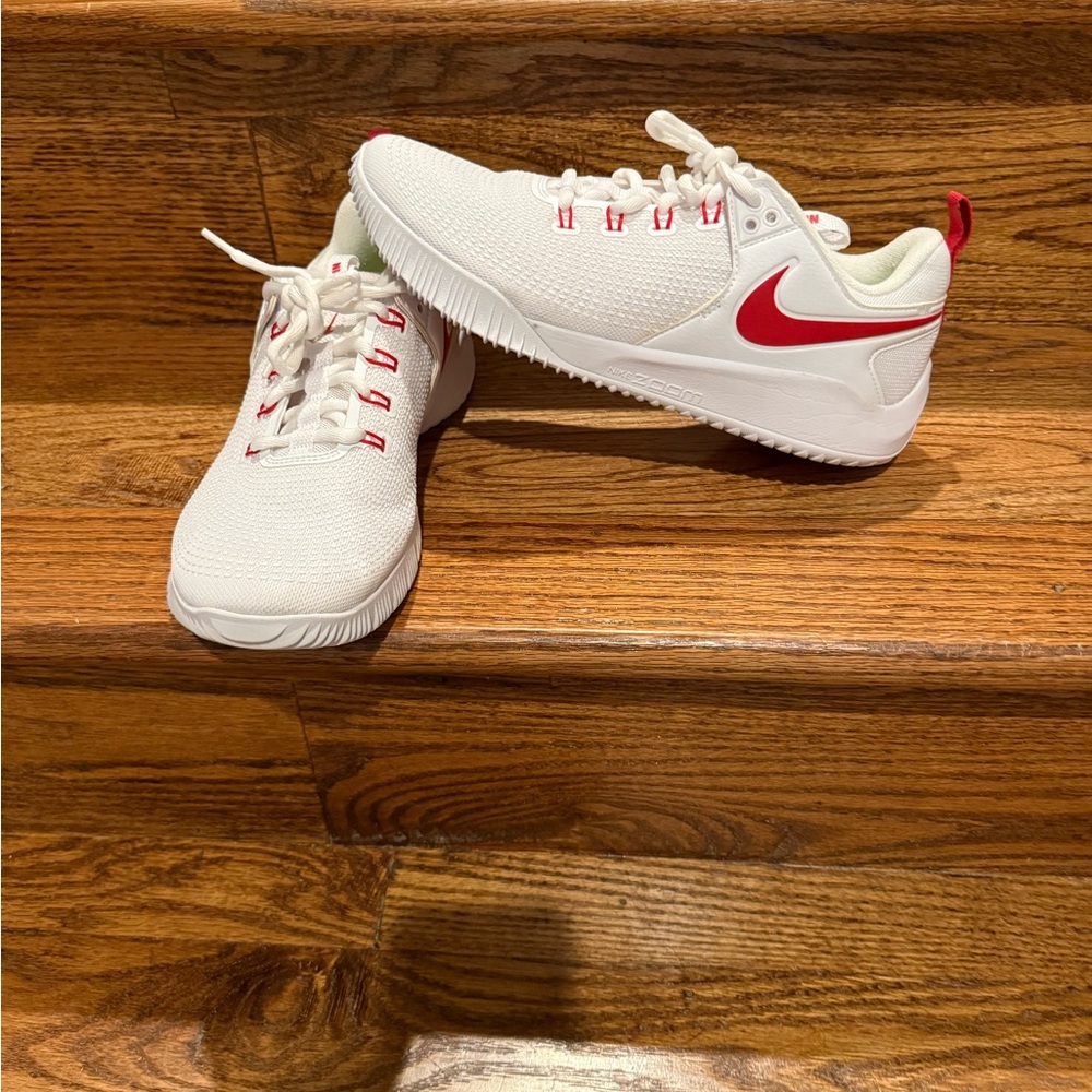 Nike Women’s Zoom Hyperace 2 volleyball - white and red